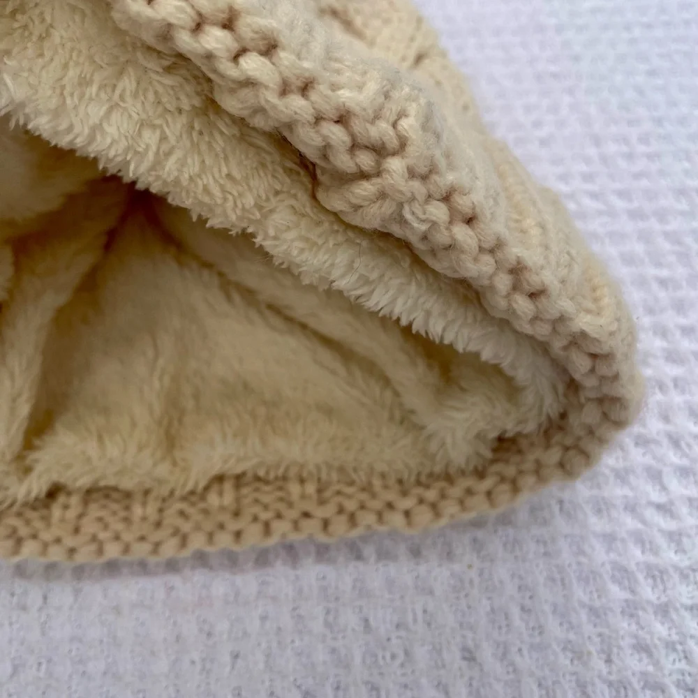 Cozy Cream Knit Winter Beanie Fleece Lined